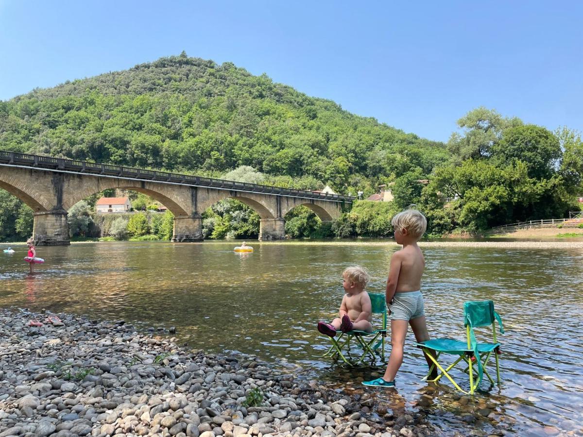فندق Le Bon Chemin Roulotte Sainte-Nathalène المظهر الخارجي الصورة